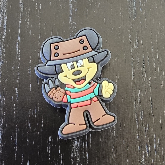 Disney Mickey Mouse Halloween Freddy Krueger Croc Charm - Picture 1 of 2